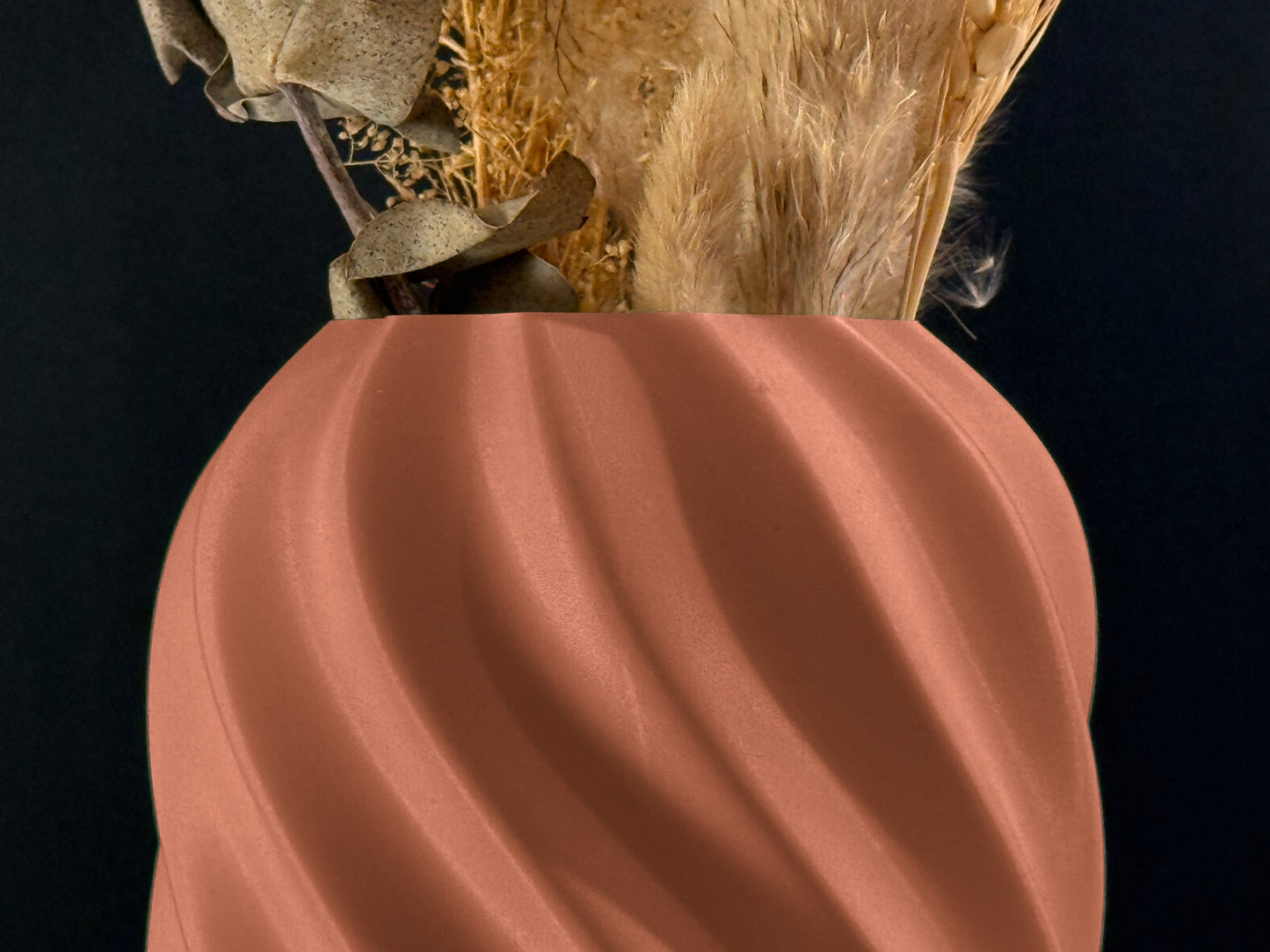 Vase Swirl Design