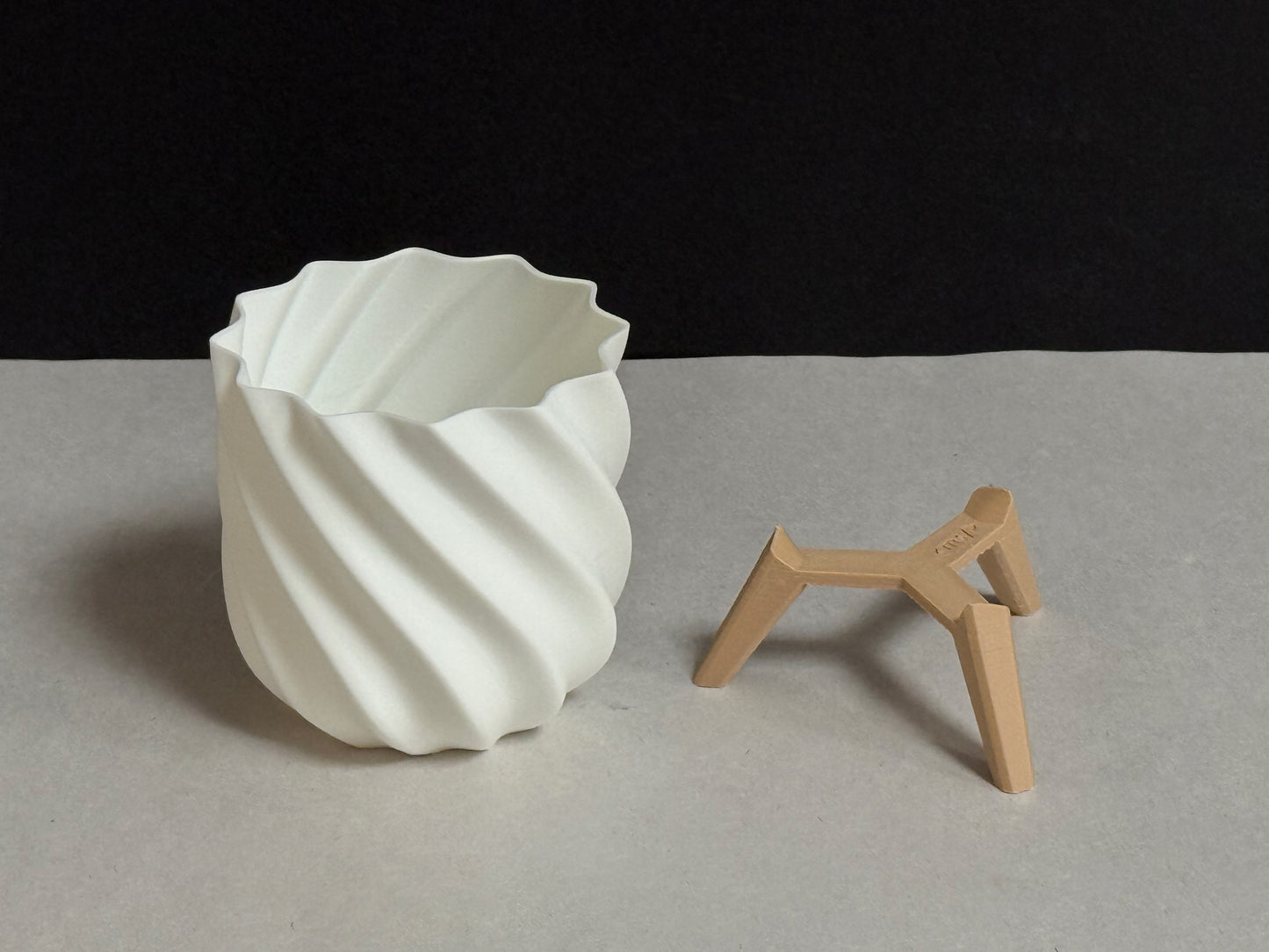 Blumentopf Swirl Design